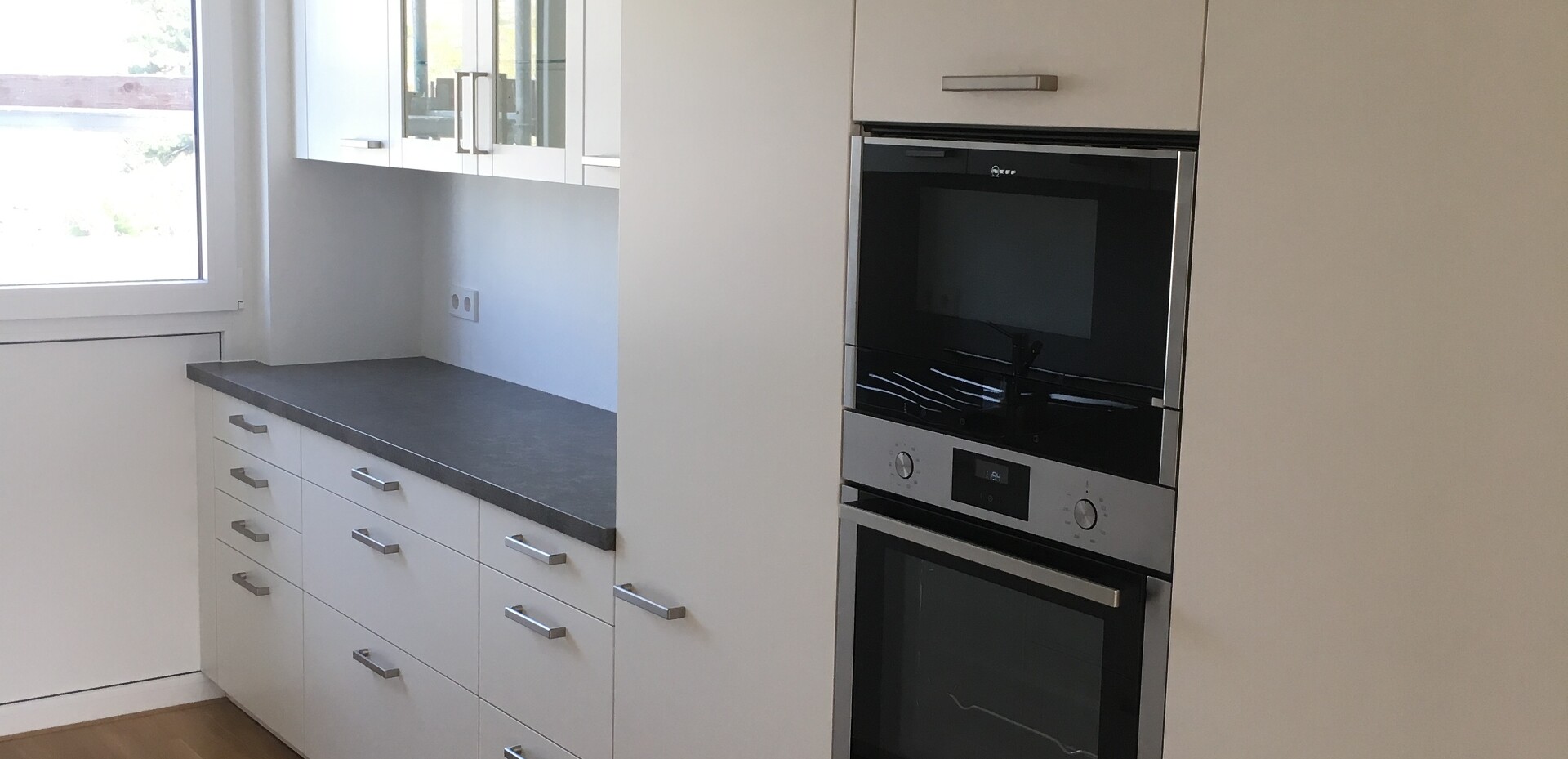 Zweizeilige Küche rechts